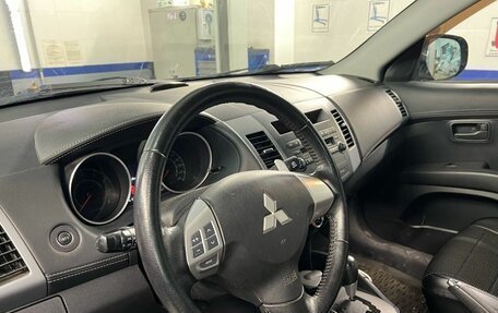 Mitsubishi Outlander III рестайлинг 3, 2012 год, 1 497 000 рублей, 10 фотография