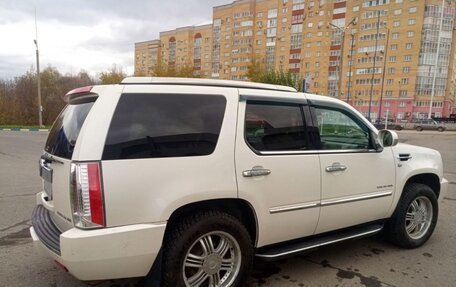 Cadillac Escalade III, 2011 год, 2 890 000 рублей, 31 фотография