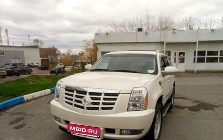 Cadillac Escalade III, 2011 год, 2 890 000 рублей, 33 фотография