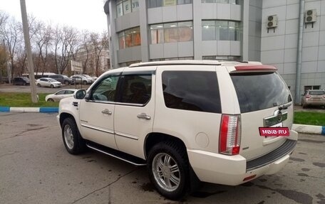 Cadillac Escalade III, 2011 год, 2 890 000 рублей, 29 фотография