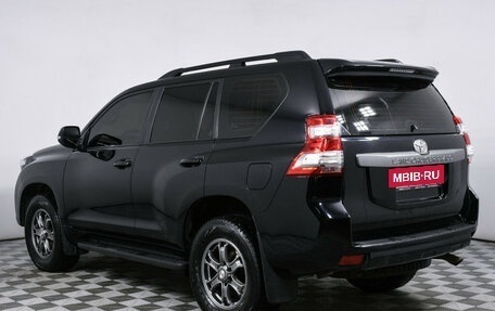 Toyota Land Cruiser Prado 150 рестайлинг 2, 2013 год, 3 472 000 рублей, 7 фотография