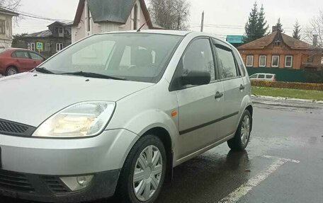 Ford Fiesta, 2003 год, 310 000 рублей, 1 фотография