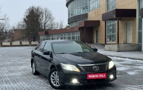 Toyota Camry, 2014 год, 1 635 000 рублей, 2 фотография