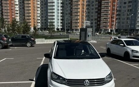 Volkswagen Polo VI (EU Market), 2017 год, 1 400 000 рублей, 2 фотография