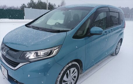 Honda Freed II, 2019 год, 1 930 000 рублей, 3 фотография