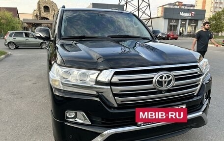 Toyota Land Cruiser 200, 2015 год, 5 500 000 рублей, 3 фотография