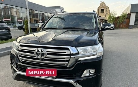 Toyota Land Cruiser 200, 2015 год, 5 500 000 рублей, 2 фотография