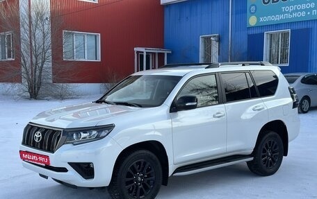 Toyota Land Cruiser Prado 150 рестайлинг 2, 2021 год, 7 900 000 рублей, 3 фотография