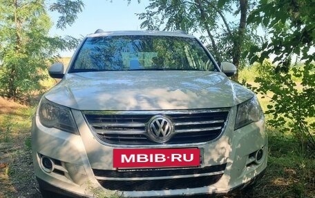 Volkswagen Tiguan I, 2010 год, 1 050 000 рублей, 2 фотография