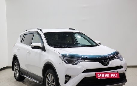 Toyota RAV4, 2018 год, 3 220 000 рублей, 3 фотография