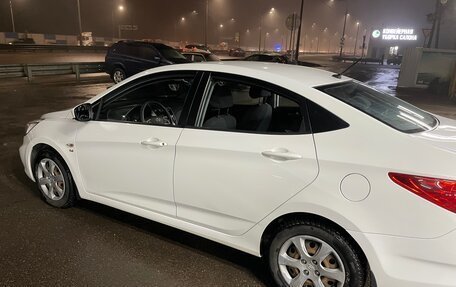 Hyundai Solaris II рестайлинг, 2013 год, 950 000 рублей, 9 фотография