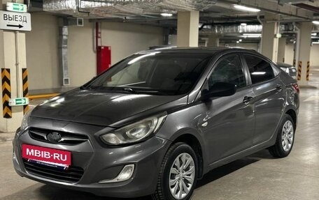 Hyundai Solaris II рестайлинг, 2013 год, 575 000 рублей, 2 фотография