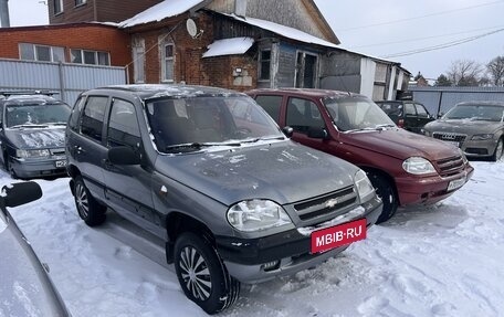 Chevrolet Niva I рестайлинг, 2005 год, 325 000 рублей, 2 фотография