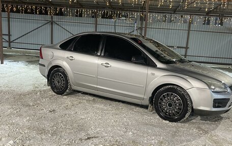 Ford Focus II рестайлинг, 2005 год, 435 000 рублей, 13 фотография