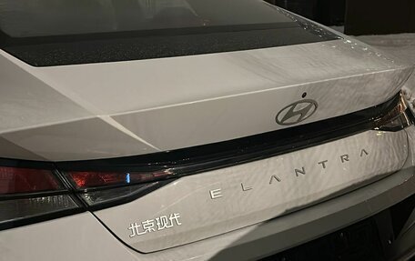 Hyundai Elantra, 2023 год, 2 100 000 рублей, 6 фотография