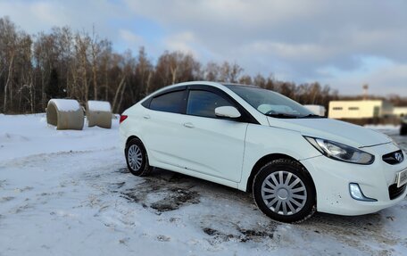 Hyundai Solaris II рестайлинг, 2012 год, 890 000 рублей, 2 фотография