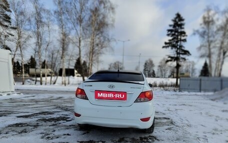 Hyundai Solaris II рестайлинг, 2012 год, 890 000 рублей, 3 фотография