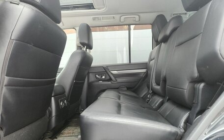 Mitsubishi Pajero IV, 2010 год, 2 039 000 рублей, 11 фотография