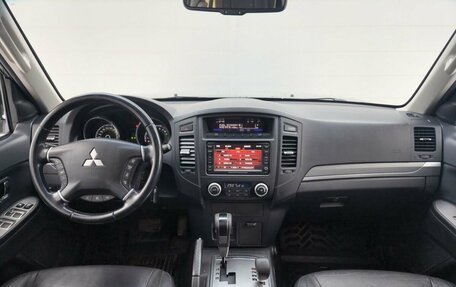 Mitsubishi Pajero IV, 2010 год, 2 039 000 рублей, 12 фотография