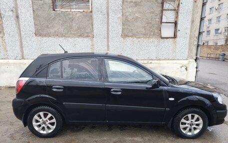 KIA Rio II, 2009 год, 650 000 рублей, 1 фотография