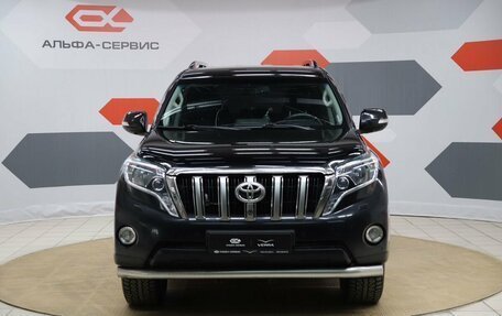 Toyota Land Cruiser Prado 150 рестайлинг 2, 2016 год, 3 390 000 рублей, 2 фотография