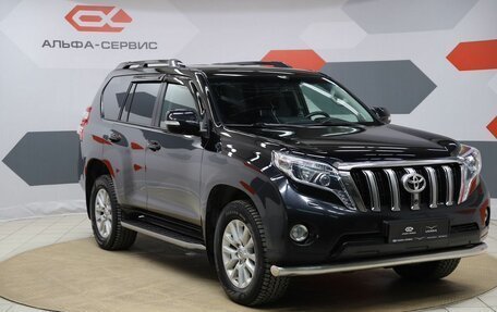 Toyota Land Cruiser Prado 150 рестайлинг 2, 2016 год, 3 390 000 рублей, 3 фотография