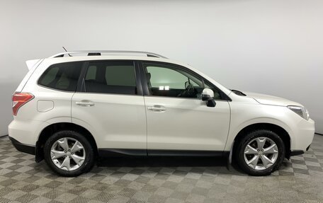 Subaru Forester, 2014 год, 2 125 000 рублей, 4 фотография