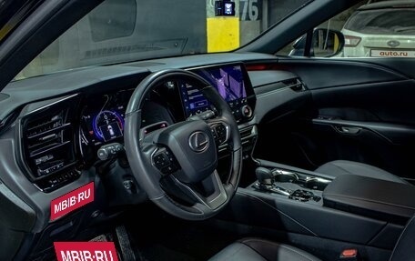 Lexus RX IV рестайлинг, 2023 год, 9 500 000 рублей, 30 фотография