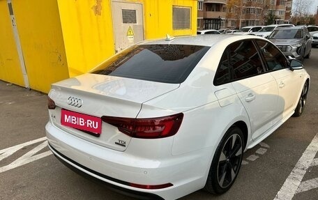 Audi A4, 2017 год, 2 950 000 рублей, 4 фотография