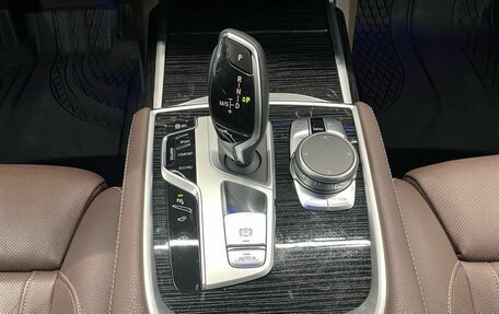 BMW 7 серия, 2019 год, 6 800 000 рублей, 16 фотография