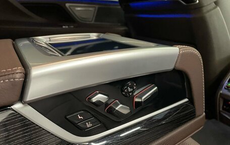 BMW 7 серия, 2019 год, 6 800 000 рублей, 30 фотография