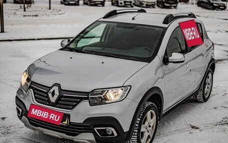 Renault Sandero II рестайлинг, 2018 год, 770 000 рублей, 5 фотография