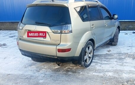 Mitsubishi Outlander III рестайлинг 3, 2008 год, 890 000 рублей, 3 фотография