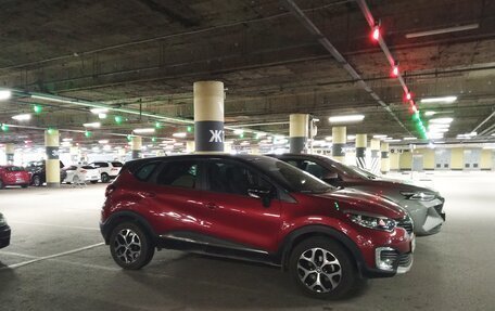 Renault Kaptur I рестайлинг, 2019 год, 2 500 000 рублей, 2 фотография