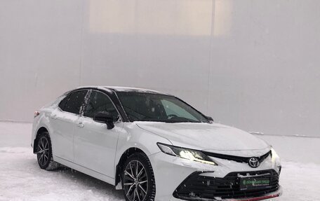 Toyota Camry, 2021 год, 3 470 000 рублей, 3 фотография