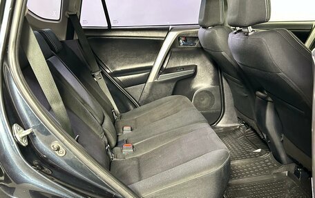 Toyota RAV4, 2017 год, 2 099 000 рублей, 12 фотография