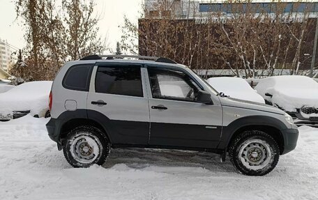 Chevrolet Niva I рестайлинг, 2014 год, 590 000 рублей, 5 фотография