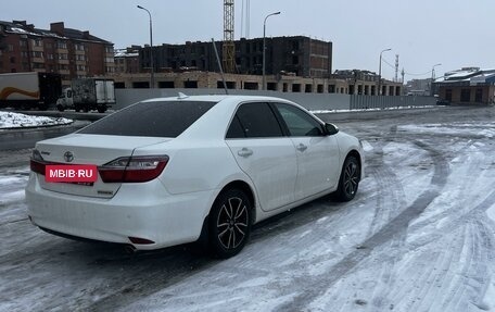 Toyota Camry, 2017 год, 2 570 000 рублей, 6 фотография