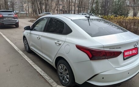 Hyundai Solaris II рестайлинг, 2021 год, 1 715 000 рублей, 26 фотография