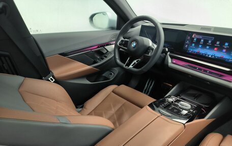 BMW 5 серия, 2023 год, 10 970 000 рублей, 8 фотография