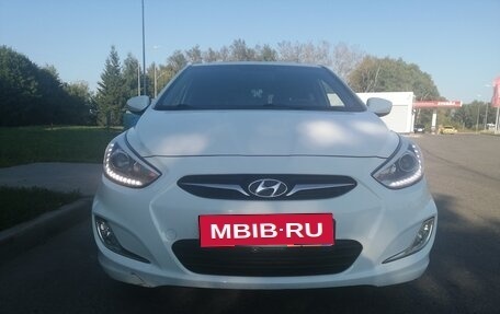 Hyundai Solaris II рестайлинг, 2014 год, 1 170 000 рублей, 1 фотография