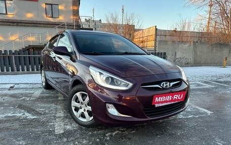 Hyundai Solaris II рестайлинг, 2013 год, 969 900 рублей, 1 фотография