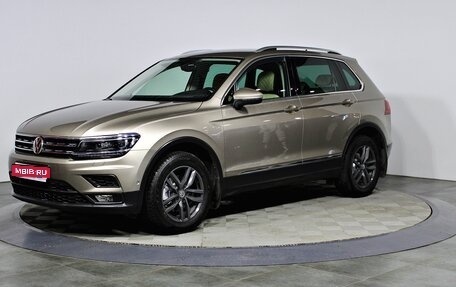 Volkswagen Tiguan II, 2018 год, 2 697 000 рублей, 1 фотография