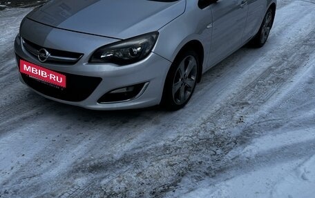 Opel Astra J, 2012 год, 920 000 рублей, 3 фотография