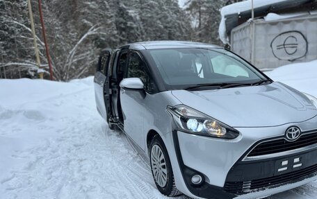 Toyota Sienta II, 2015 год, 1 390 000 рублей, 4 фотография