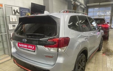 Subaru Forester, 2022 год, 4 500 000 рублей, 3 фотография