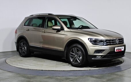 Volkswagen Tiguan II, 2018 год, 2 697 000 рублей, 3 фотография