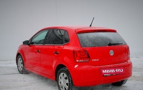 Volkswagen Polo VI (EU Market), 2011 год, 740 000 рублей, 5 фотография