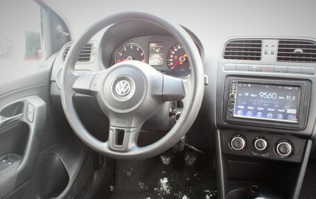 Volkswagen Polo VI (EU Market), 2011 год, 740 000 рублей, 15 фотография