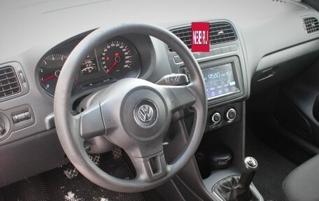 Volkswagen Polo VI (EU Market), 2011 год, 740 000 рублей, 14 фотография